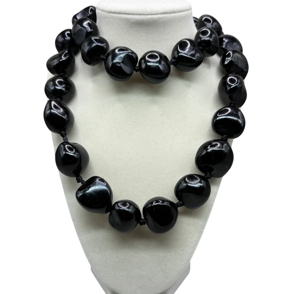 Hawaiian‎ Kukui Nut Lei Necklace Black Shiny 35